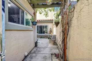 Photo #4: 230013698 Listing