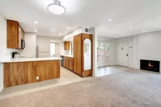 Photo #5: 230013716 Listing 