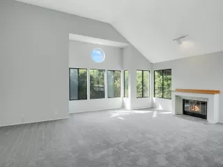 Photo #2: 230013721 Listing