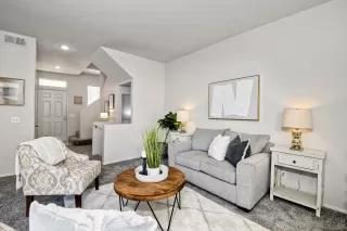 Photo #3: 230013732 Listing