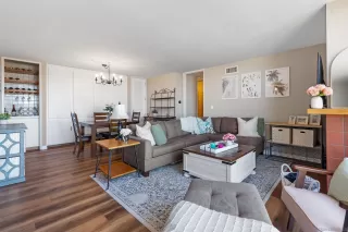 Photo #2: 230013734 Listing