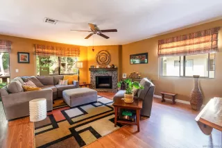 Photo #6: 230013741 Listing 