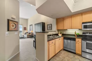 Photo #2: 230013768 Listing 