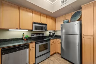 Photo #4: 230013768 Listing 