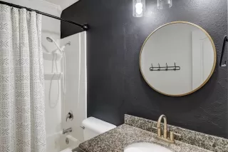 Photo #4: 230013791 Listing