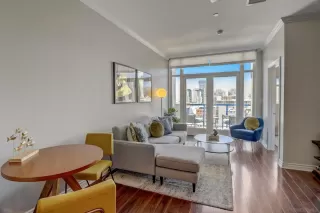 Photo #4: 230013800 Listing