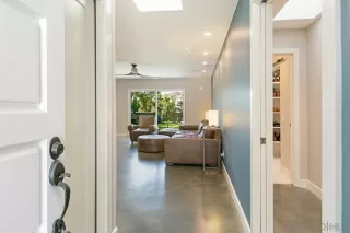 Photo #4: 230013817 Listing