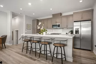 Photo #2: 230013866 Listing