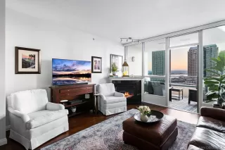 Photo #6: 230013902 Listing