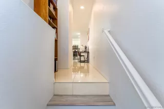 Photo #4: 230013912 Listing