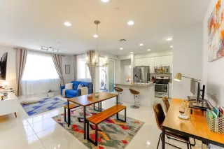 Photo #5: 230013912 Listing