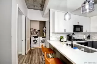 Photo #3: 230013925 Listing 