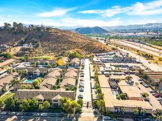 Photo #1: 230013944 Listing