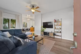 Photo #2: 230013944 Listing