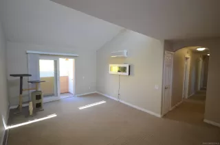 Photo #5: 230013947 Listing