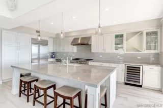 Photo #6: 230013961 Listing 