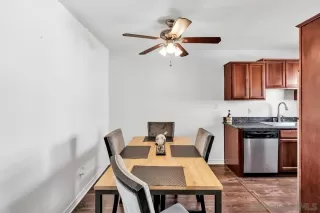 Photo #2: 230013978 Listing