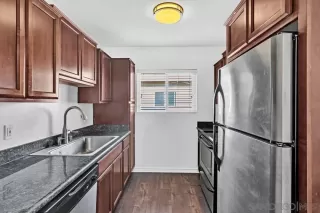 Photo #3: 230013978 Listing