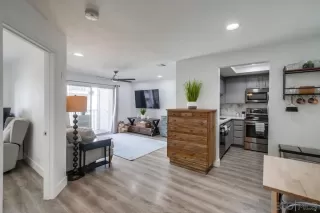 Photo #5: 230013987 Listing