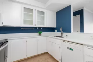 Photo #5: 230013993 Listing