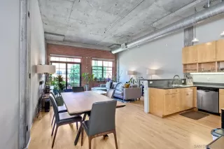 Photo #2: 230013994 Listing