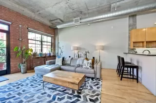 Photo #4: 230013994 Listing