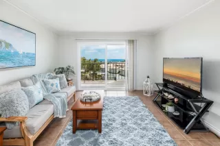 Photo #1: 230014033 Listing