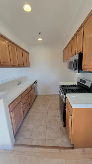 Photo #2: 230014059 Listing