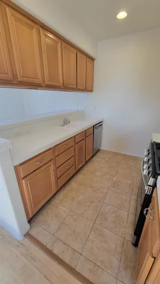 Photo #4: 230014059 Listing