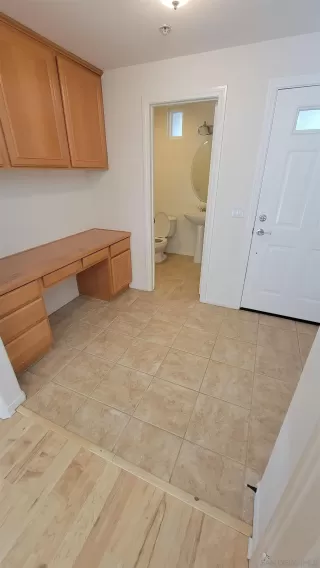 Photo #6: 230014059 Listing