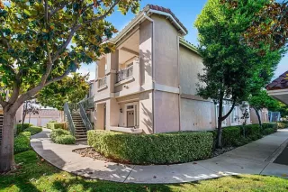 Photo #1: 230014090 Listing