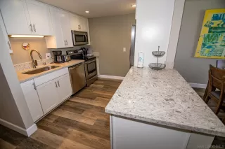 Photo #4: 230014095 Listing