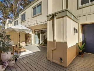 Photo #1: 230014136 Listing