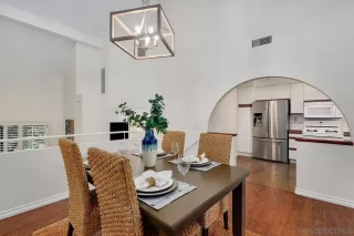 Photo #5: 230014142 Listing