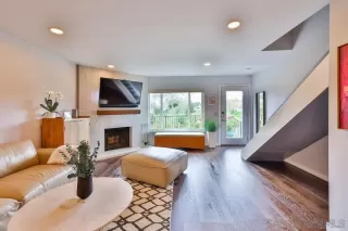 Photo #3: 230014144 Listing