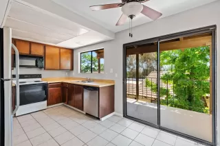 Photo #3: 230014153 Listing