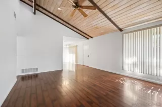 Photo #6: 230014161 Listing