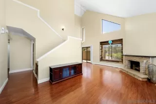 Photo #2: 230014205 Listing