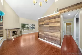 Photo #5: 230014205 Listing