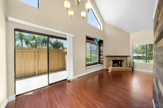 Photo #6: 230014205 Listing