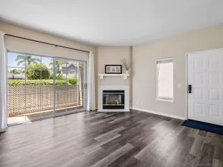 Photo #3: 230014221 Listing