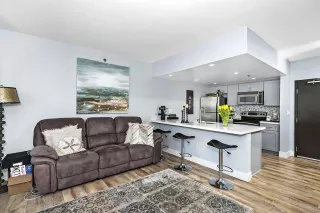 Photo #4: 230014237 Listing