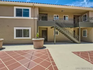 Photo #4: 230014266 Listing