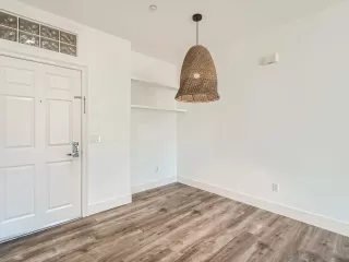 Photo #5: 230014288 Listing