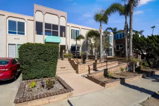 Photo #1: 230014304 Listing