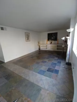 Photo #3: 230014331 Listing 