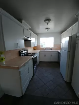 Photo #4: 230014331 Listing 