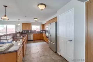 Photo #4: 230014335 Listing 