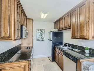 Photo #4: 230014343 Listing