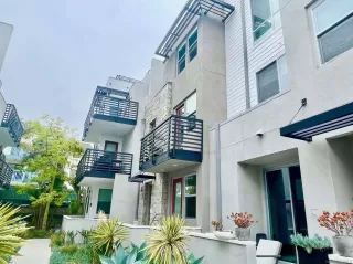 Photo #2: 230014360 Listing 